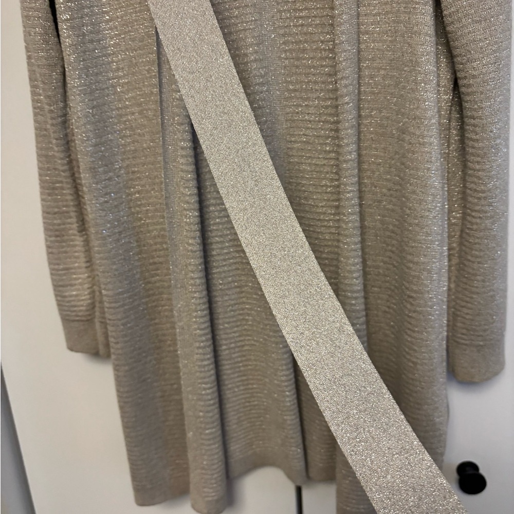 Sweater (with glimmer) and wrap tie
